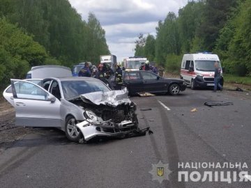 Серед постраждалих в автотрощі на волинській дорозі – вагітна