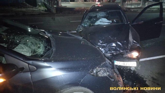 Відомі деталі вечірньої автотрощі з потерпілими у Рованцях. ФОТО. ВІДЕО