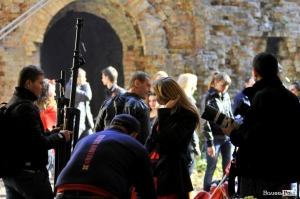 «Стильний Хеллоуїн»: фотопленер у закинутому форті