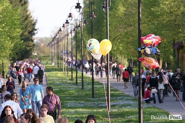 Луцьк відпочиває. ФОТО