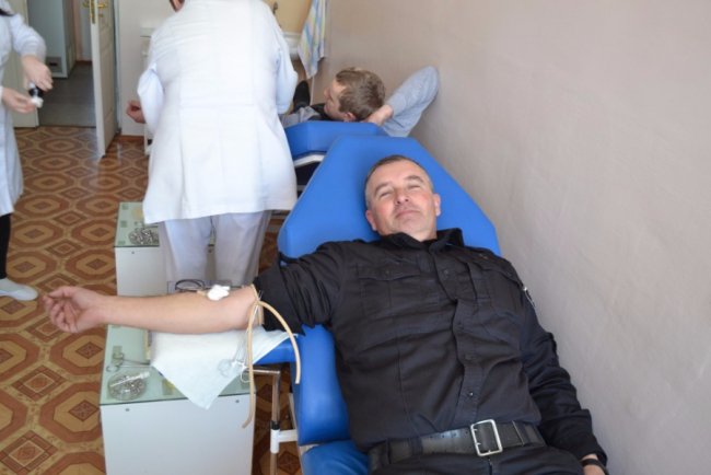 На Волині поліція здала кров пораненим бійцям