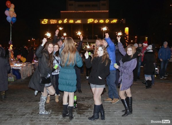 Як у центрі Луцька зустрічали Новий рік. ФОТО