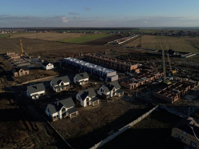 Показали нові фото з будівництва у «Струмочку»*