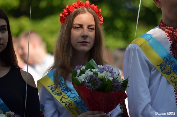 Останній дзвоник для випускників НВК №24 вже пролунав. ФОТО