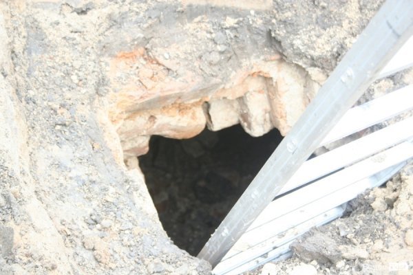 У Луцьку випадково виявили підземелля 200-річної давності. ФОТО