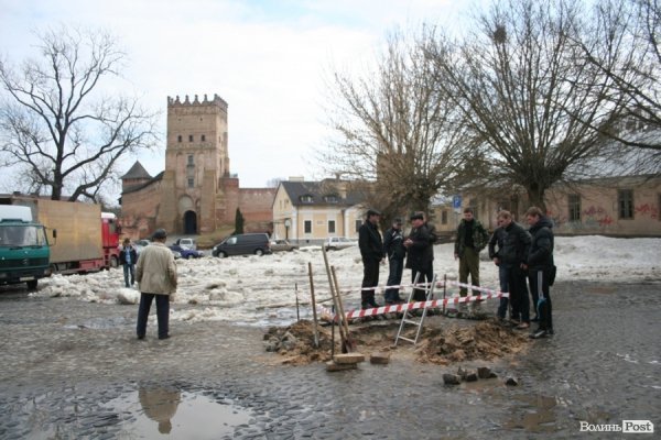 У Луцьку випадково виявили підземелля 200-річної давності. ФОТО