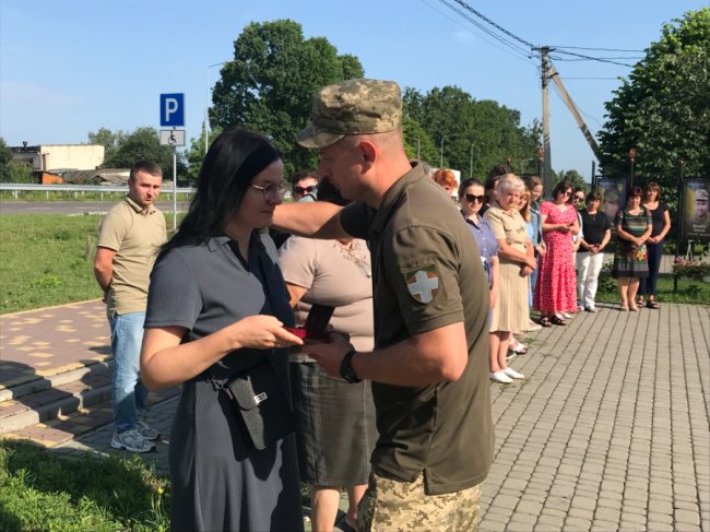 Рідним Героя з Волині Миколи Сахарчука вручили його посмертний орден «За мужність»