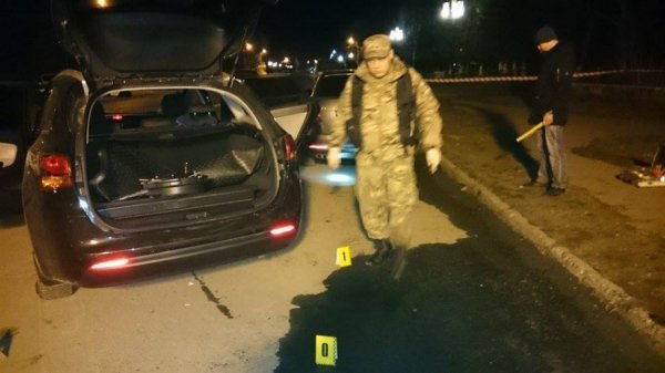 В Івано-Франківській області в автомобіль депутата облради кинули гранату