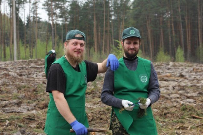 Релігійний флешмоб та масові толоки. Добрі новини Волині