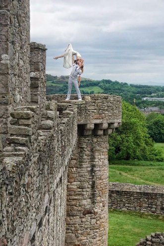 Закохані одружилися 100 разів у 30 країнах світу