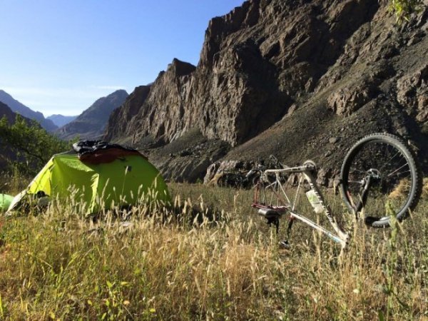 Лучани  на велосипедах підкорюють Індію. ФОТО