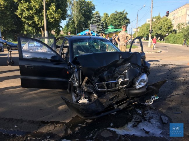 На Волині зіткнулися легковик та вантажівка, є потерпілі. ФОТО. ВІДЕО