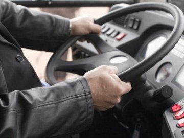 На Волині водій маршрутки збив жінку: її госпіталізували