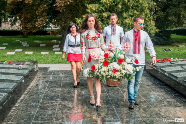 Ми повинні пам’ятати: працівники луцького «Мотору» вшанували полеглих Героїв