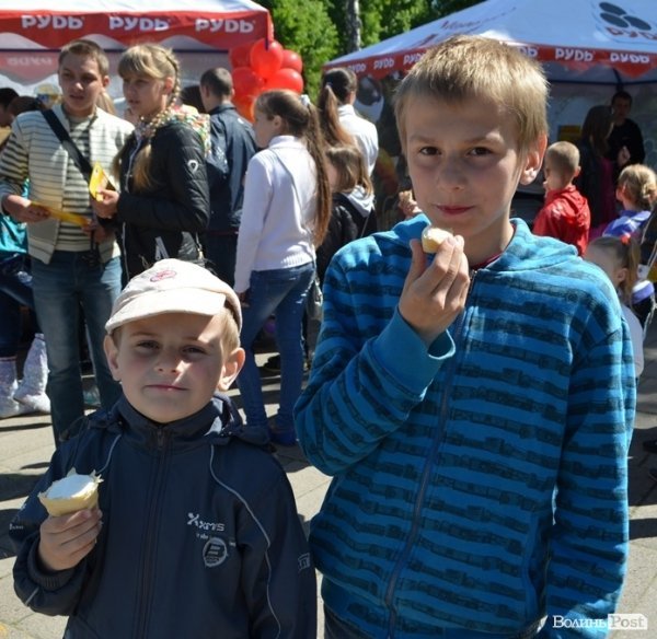 У Луцьку розпочалося ювілейне свято морозива від компанії «Рудь». ФОТО*