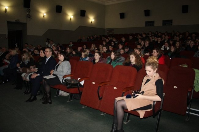 Депутати vs школярі: у Володимирі визначали, хто розумніший. ФОТО