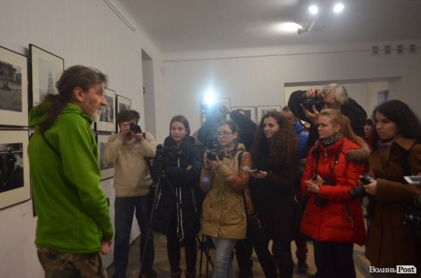 У Луцьку презентували виставку відомого фотографа-документаліста. ФОТО