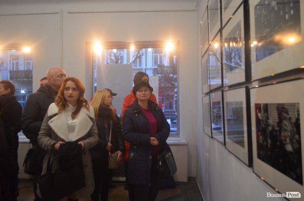 У Луцьку презентували виставку відомого фотографа-документаліста. ФОТО