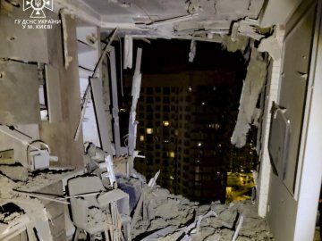 Росія вночі атакувала Київ: є падіння уламків у 4 районах і 4 постраждалих