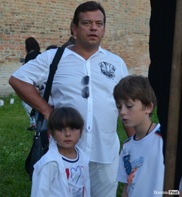 Депутат Луцької міської ради Валерій Бондарук теж прийшов поглянути чи весело у замку