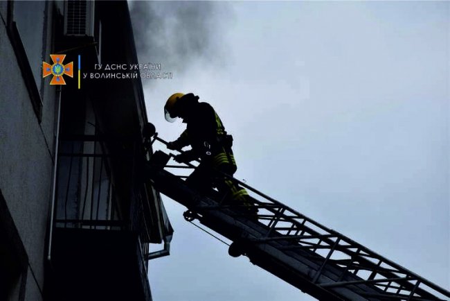 У Луцьку горіло приміщення суду. ОНОВЛЕНО