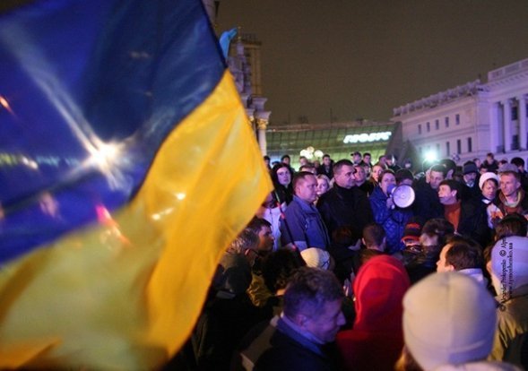 Як Кличко, Тягнибок і Яценюк мітингували на Євромайдані. ФОТО