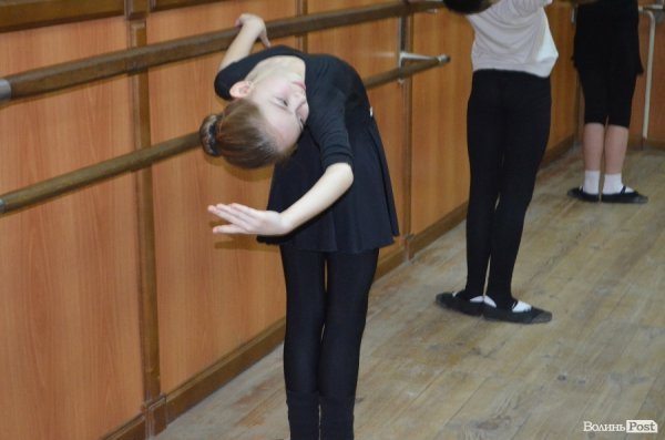 Танцювальний Луцьк. Ансамбль народного танцю «Радість» 