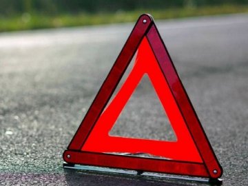 Під Києвом поліцейський на смерть збив пішохода на переході і втік