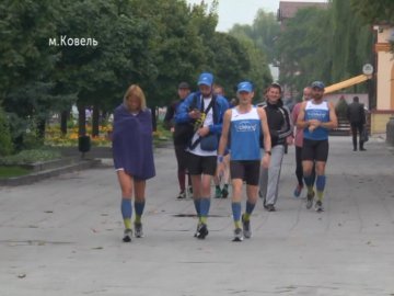 Пробігти 500 кілометрів за 10 днів: у Ковелі стартував ультрамарафон. ВІДЕО