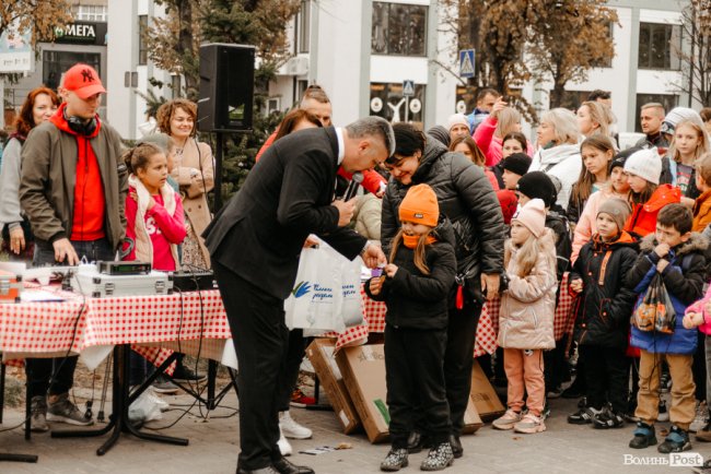 У Луцьку відкрили перший урбан-парк «Молодіжний». ФОТОРЕПОРТАЖ