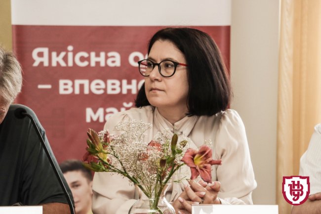 Найбільший виш Волині святкує 30-річчя: відбувся круглий стіл