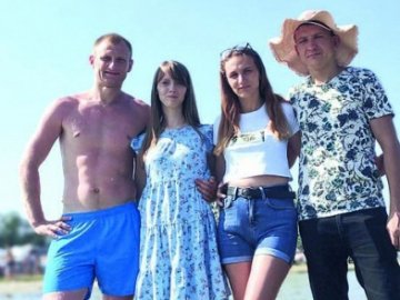 Не всихають сльози молодих вдів: двоє рідних сестер з Волині за тиждень втратили на війні  чоловіків 