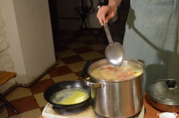 У Луцьку Любко Дереш готував ведичну їжу.ФОТО