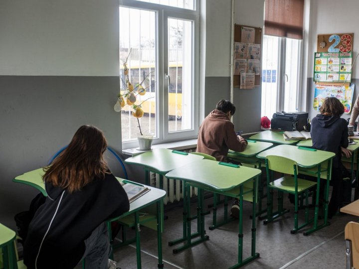 У ліцеї в Піддубцях хотіли ліквідувати старшу школу, батьки – обурені