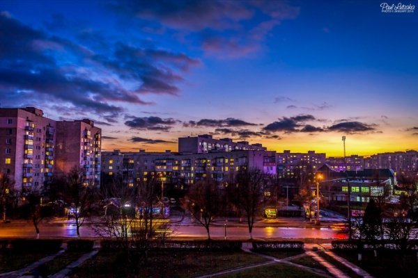 Фотопанорама нічного Луцька