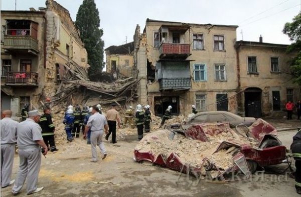 В Одесі обвалився будинок. ФОТО. ВІДЕО