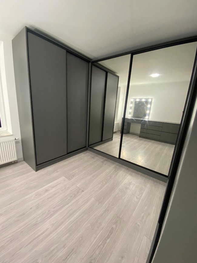 «Ми робимо добре або дуже добре», – керівник волинської меблевої компанії BROSKO*