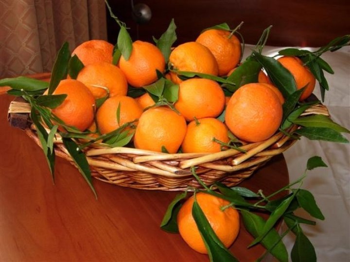 Скільки коштують цитрусові на луцькому ринку