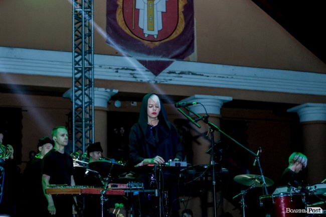 Танці під дощем та ангели на мурах: чим дивувала гостей «Ніч у Луцькому замку». ФОТО