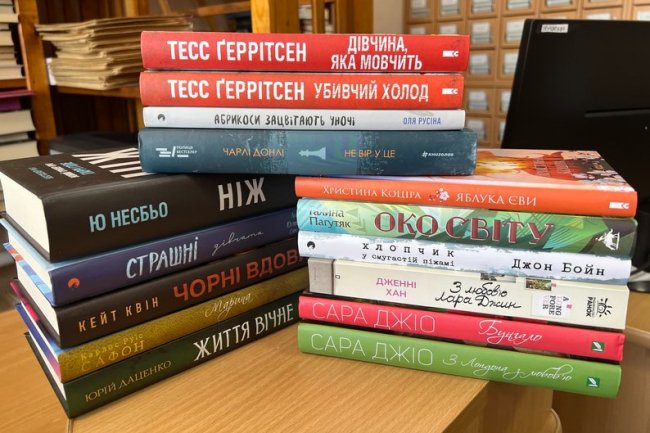 Луцькі бібліотеки отримали велику партію українських книг