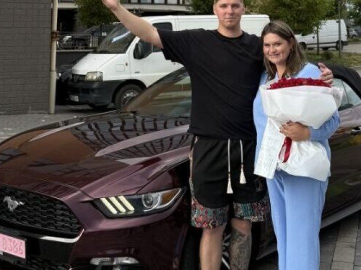 Мешканка Волині виграла Ford Mustang у розіграші в Instagram