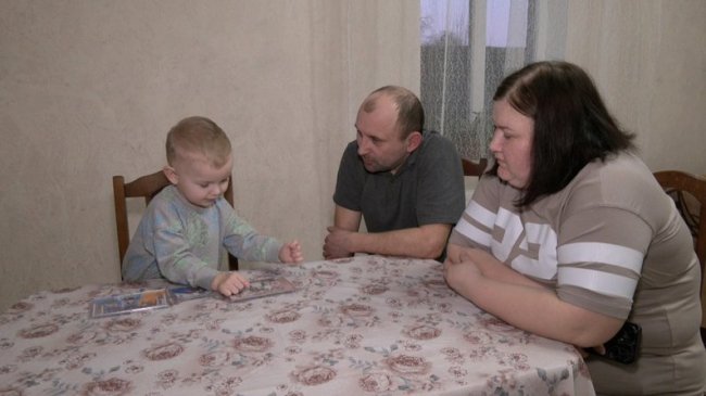 «Сховайте бирочку в носок, щоб ми знали чия дитина»: лучанка розповіла про пологи у перший день повномасштабки. ФОТО, ВІДЕО