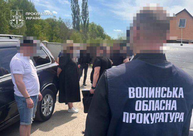  8 тисяч доларів - за фіктивне оформлення інвалідності: троє волинян постануть перед судом