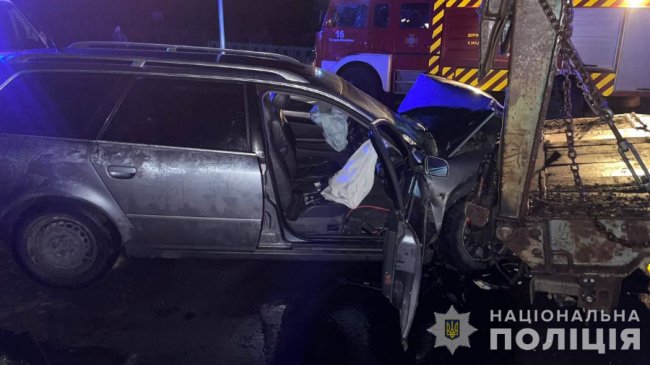 Смертельна ДТП на Волині: водій Audi зіткнувся з вантажівкою