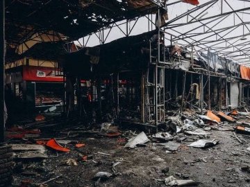 У Харкові російські загарбники обстріляли ринок: загинув 16-річний 