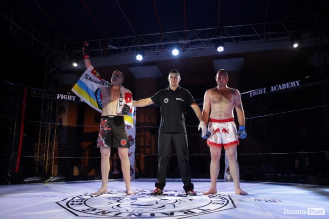 Турнір зі змішаних єдиноборств у Луцькому замку: як це було