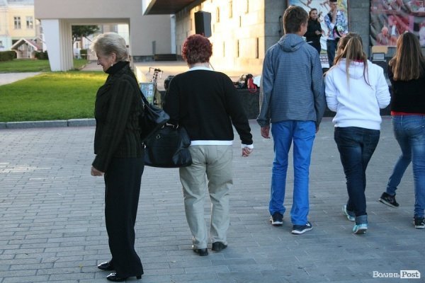 У центрі Луцька почався двомісячний танцювальний флешмоб. ФОТО