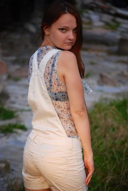 Волонтерки з Луцька, щоб допомогти українським воїнам, спробували себе у ролі моделей. ФОТО