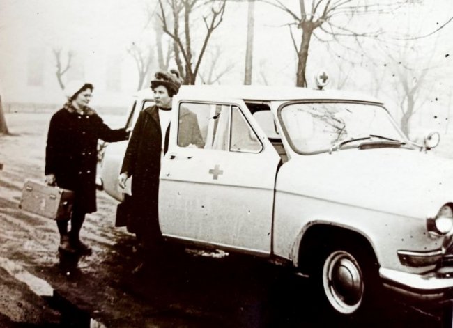 Який вигляд мала карета «швидкої» у Нововолинську 60 років тому. РЕТРОФОТО