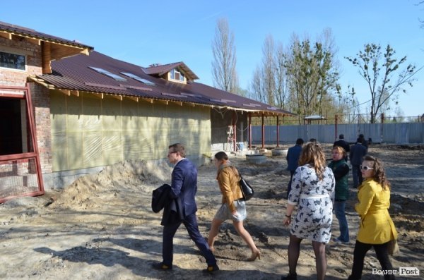 У Луцьку поляки проінспектували хід реконструкції міського зоопарку. ФОТО